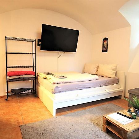 Xxx Fully Equipped Apartment Near Main Station! 뷔르츠부르크 외부 사진
